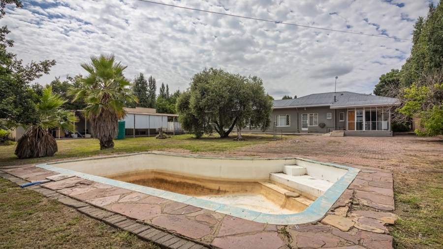 3 Bedroom Property for Sale in Wilgenhof Free State